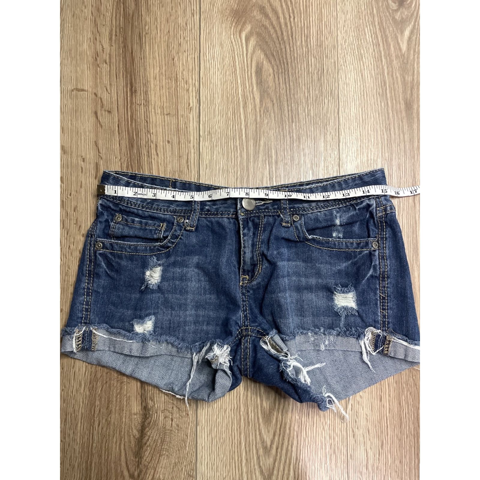 Camel Red Camel Jean Shorts, Juniors Size 7, Dark Wash, Destressed, Denim, Blue, Casual, Womens Size 28" / US 6 / IT 42 - 4 Thumbnail