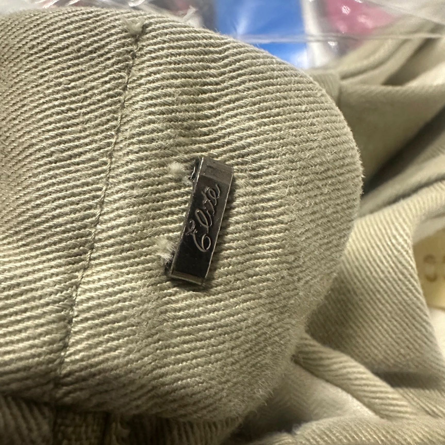 Paul Stuart **Vintage Paul Stuart Pleated Chino Pants Mens 34 Beige Mid Rise** User: **Vintage Paul Stuart Pleated Chino Pants Mens 34 Beige** Size US 34 / EU 50 - 5 Thumbnail