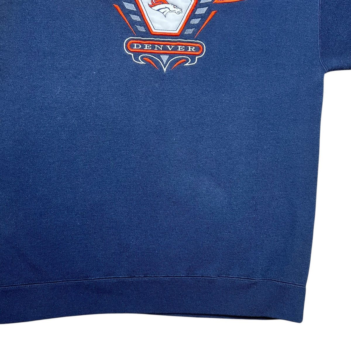 NFL Vintage 1990s NFL Denver Broncos Embroidered Sweatshirt Size US M / EU 48-50 / 2 - 6 Thumbnail