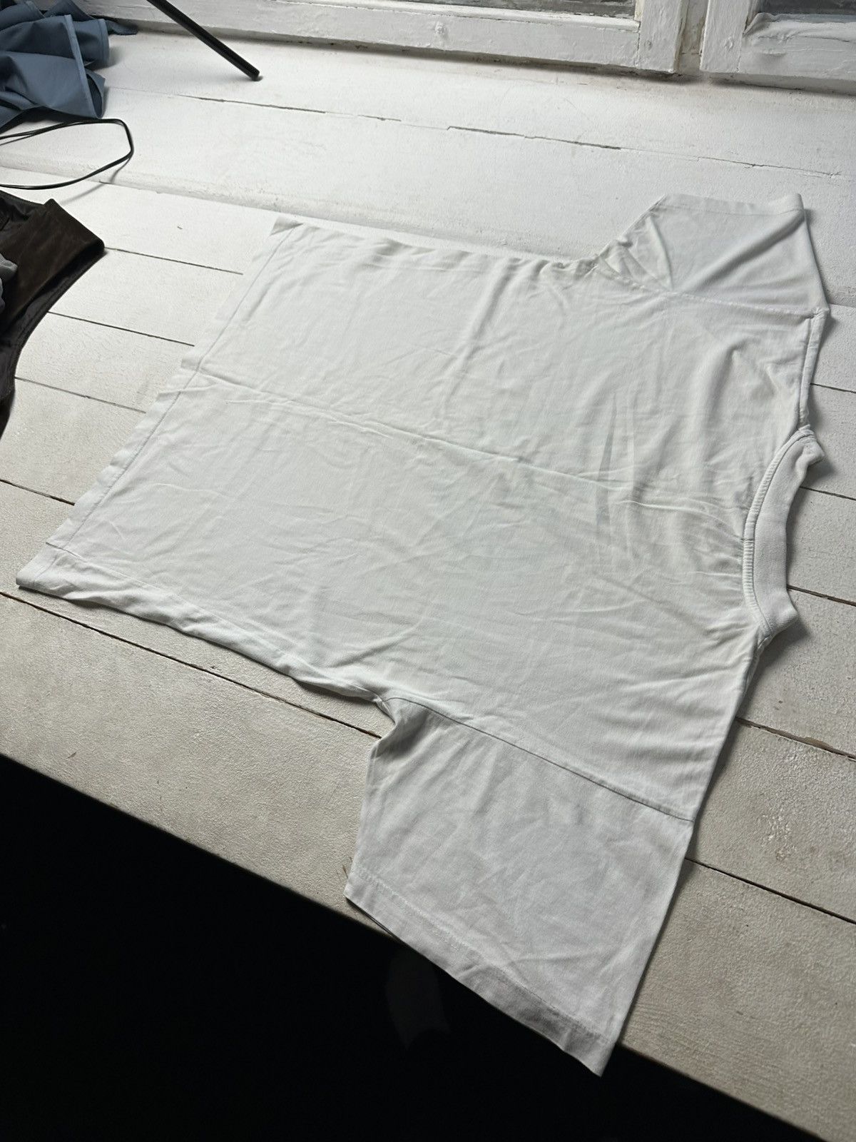 Other VNTG🚨 VOLKSWAGEN VW BIG LOGO WHITE MEN T-SHIRT XL Size US XL / EU 56 / 4 - 11 Thumbnail