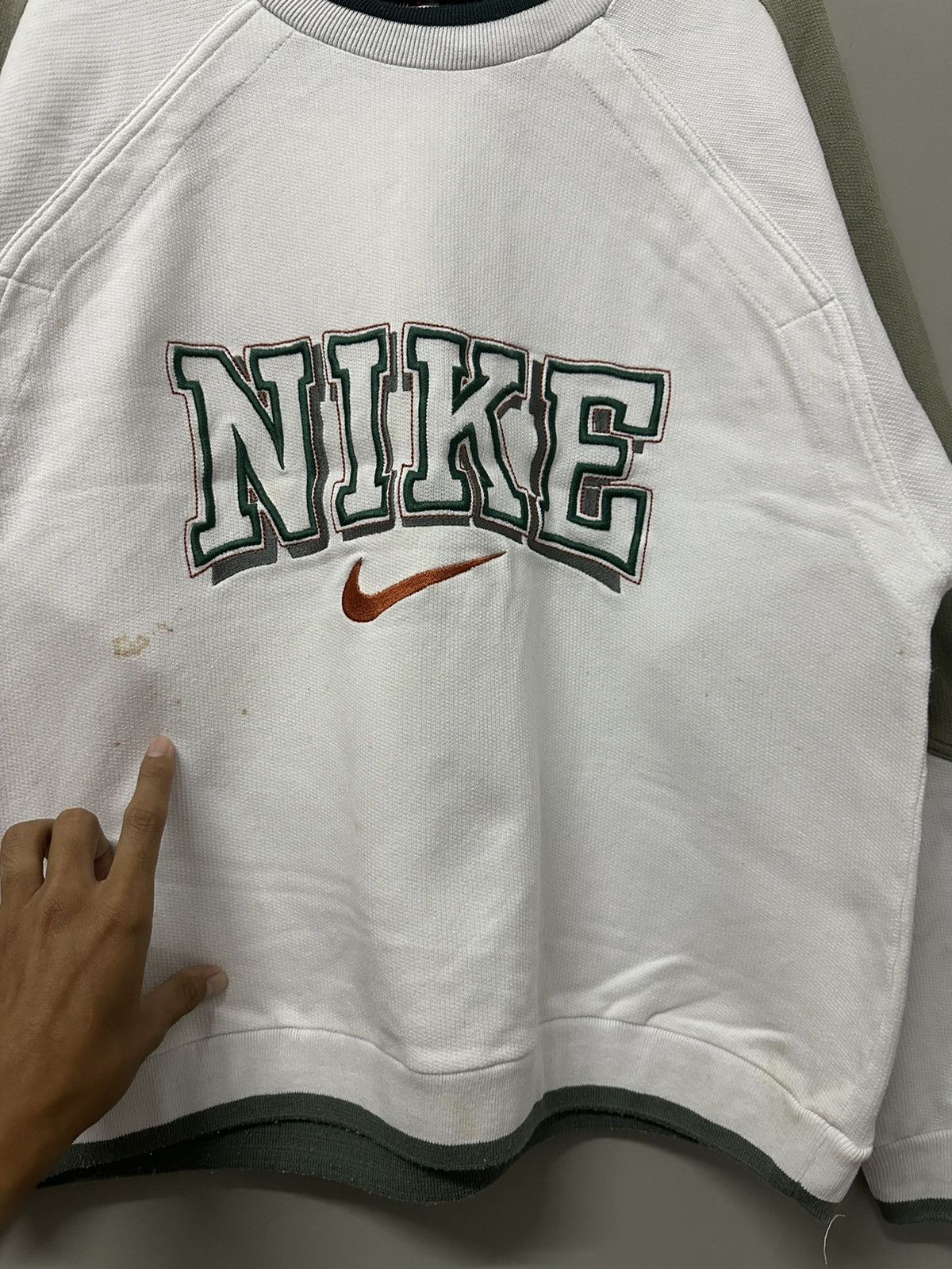 Nike × Vintage Vintage NIKE Embroidery Logo Raglan Baggy Style Sweatshirt Size US M / EU 48-50 / 2 - 3 Thumbnail