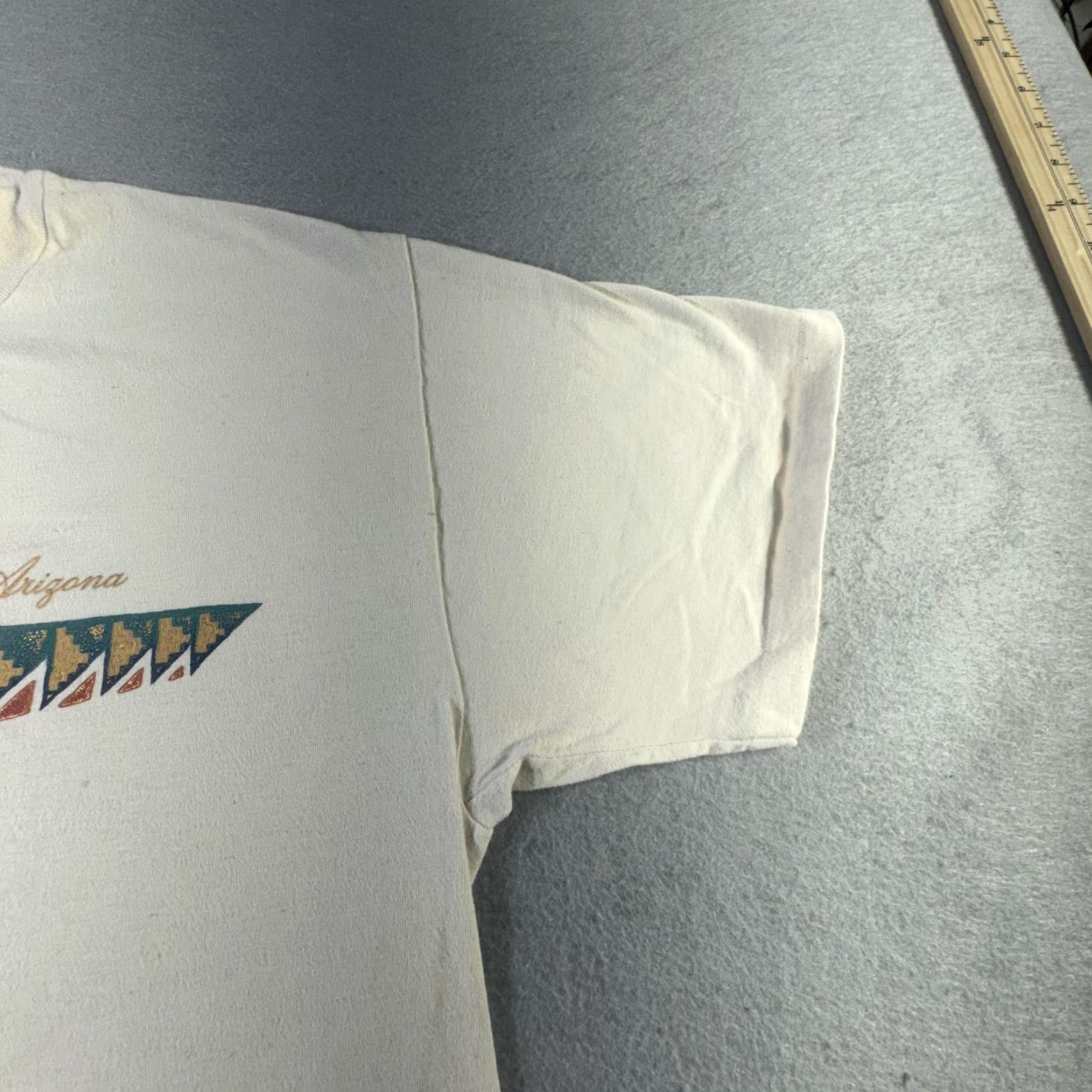 Hanes VINTAGE Arizona T-Shirt Men Large Beige Graphic 90s Southwestern Desert Cowboy Crew Neck Size US L / EU 52-54 / 3 - 4 Thumbnail