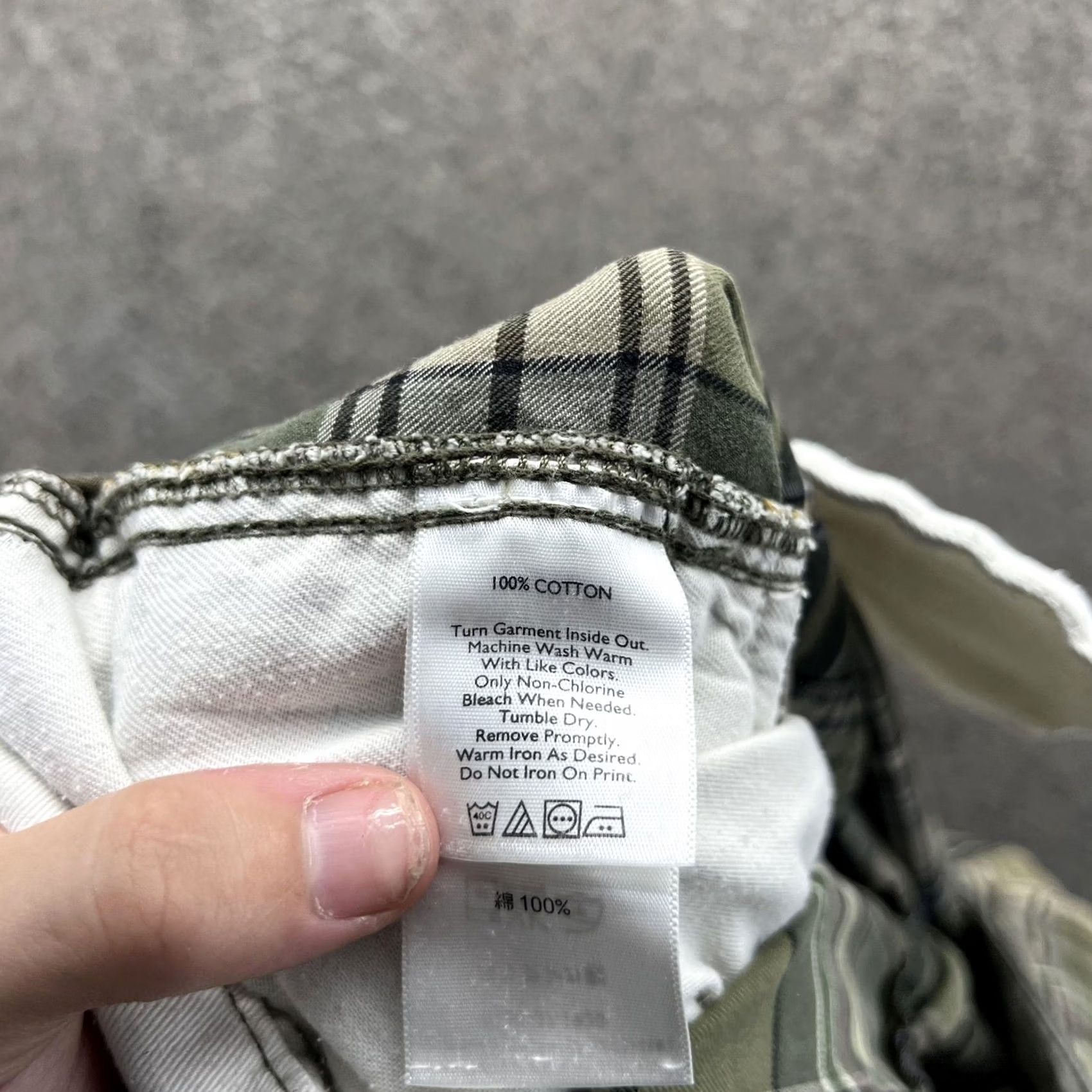 Eddie Bauer Eddie Bauer Cargo Shorts Mens 42 Green Plaid Cotton 11 Inseam Casual Pockets Size US 42 / EU 58 - 2 Thumbnail