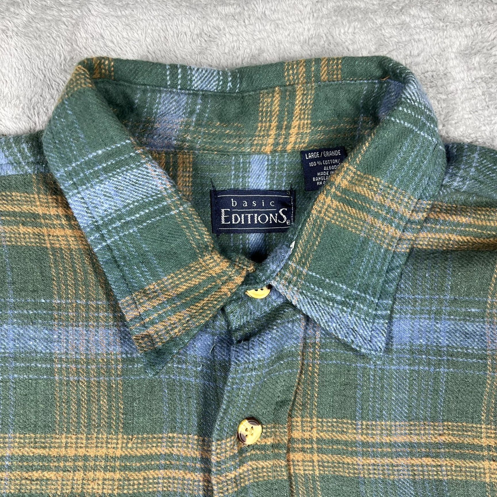 Basic Editions VINTAGE Basic Editions Men's Large Flannel Shirt Green Plaid Cotton Long Sleeve Size US L / EU 52-54 / 3 - 7 Thumbnail