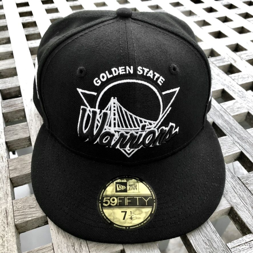 New Era Golden State Warriors Script NBA 75 Patch Fitted Hat 7 1/4 Size ONE SIZE - 2 Thumbnail