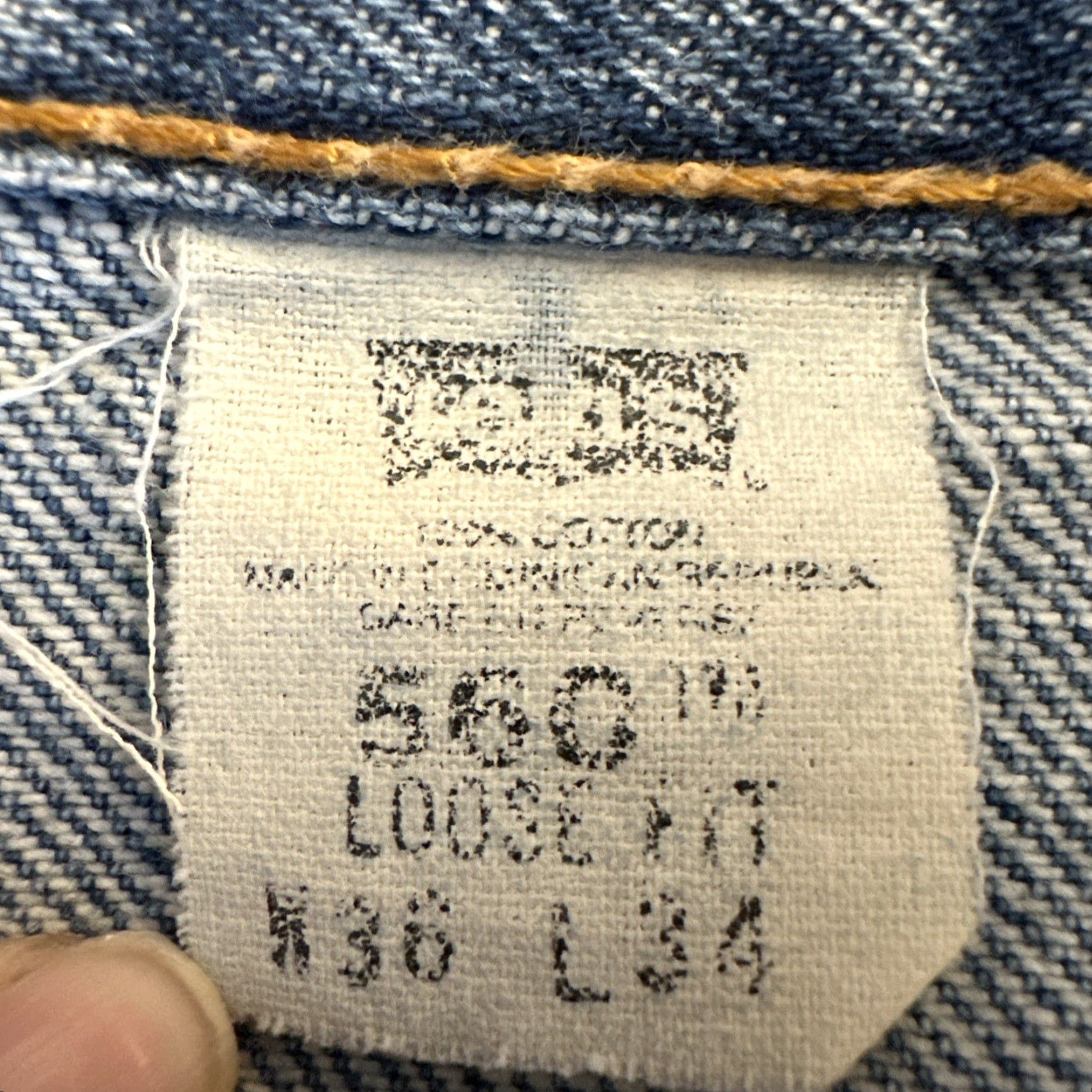 Levi's VINTAGE Levi's 560 Jeans Men's 36x34 Blue Loose Fit Tapered Leg Denim Medium Wash Size US 36 / EU 52 - 7 Thumbnail