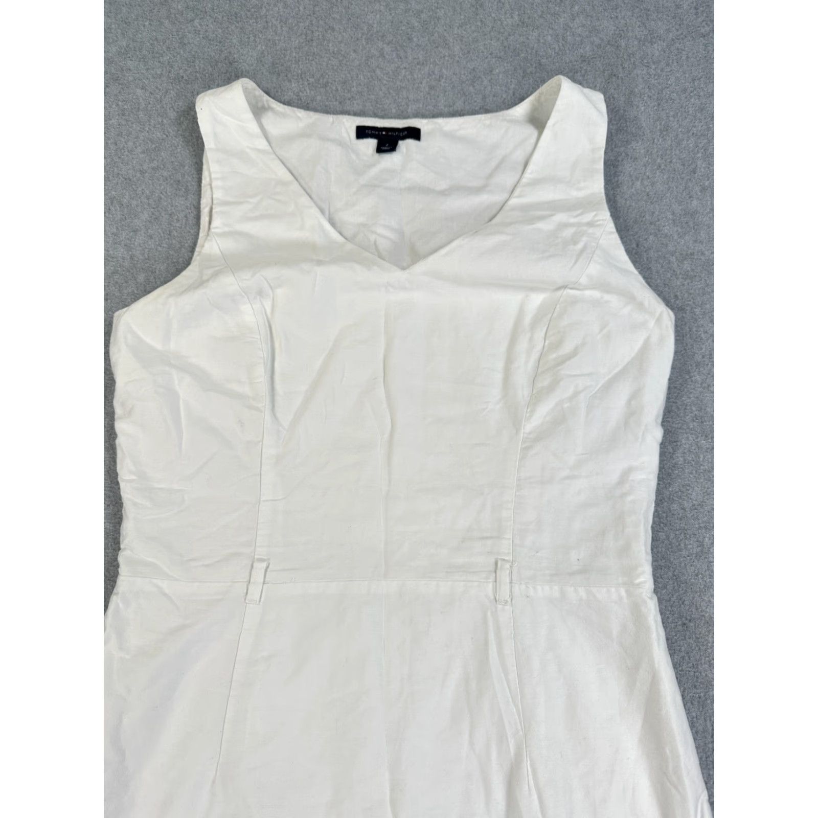 Tommy Hilfiger Tommy Hilfiger Dress Womens 2 White Sleeveless V-Neck Eyelet Hem Cotton Sheath Size XS / US 0-2 / IT 36-38 - 3 Thumbnail