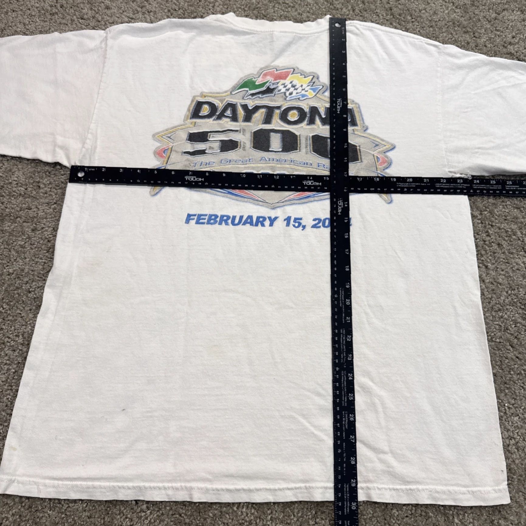 Gildan VINTAGE Daytona 500 Nascar Racing White Double-Sided T-Shirt XL Y2K 2004 Size US XL / EU 56 / 4 - 8 Thumbnail