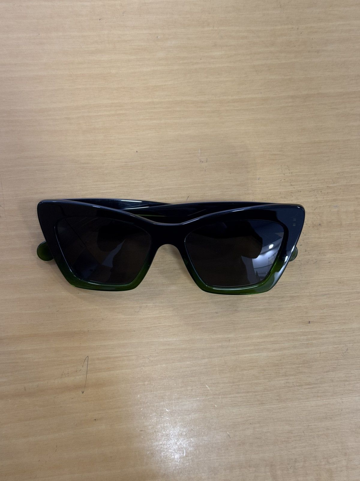 Salvatore Ferragamo Ferragamo Sunglasses SF929SN 316 Size ONE SIZE - 5 Thumbnail