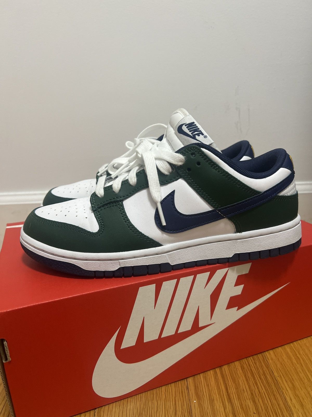 Nike DUNK LOW 'GORGE GREEN' Size US 6.5 / EU 39-40 - 1 Thumbnail