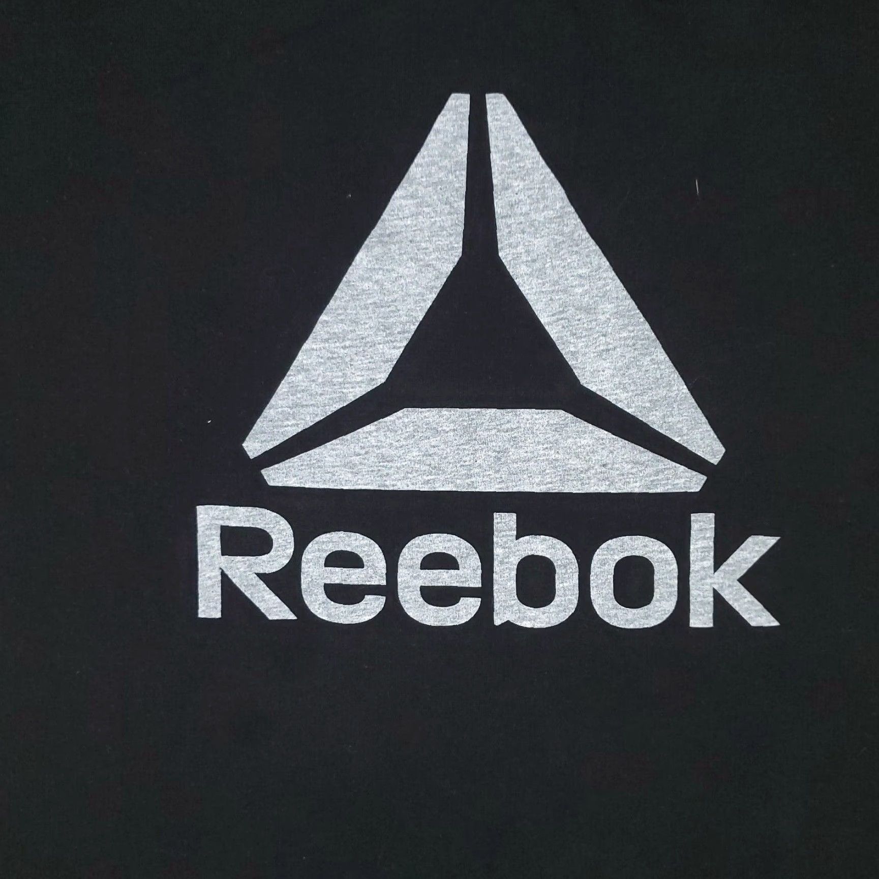 Reebok VINTAGE Reebok T-Shirt Womens Size Medium Blue Casual Short Sleeve Activewear Ladies Size M / US 6-8 / IT 42-44 - 2 Thumbnail