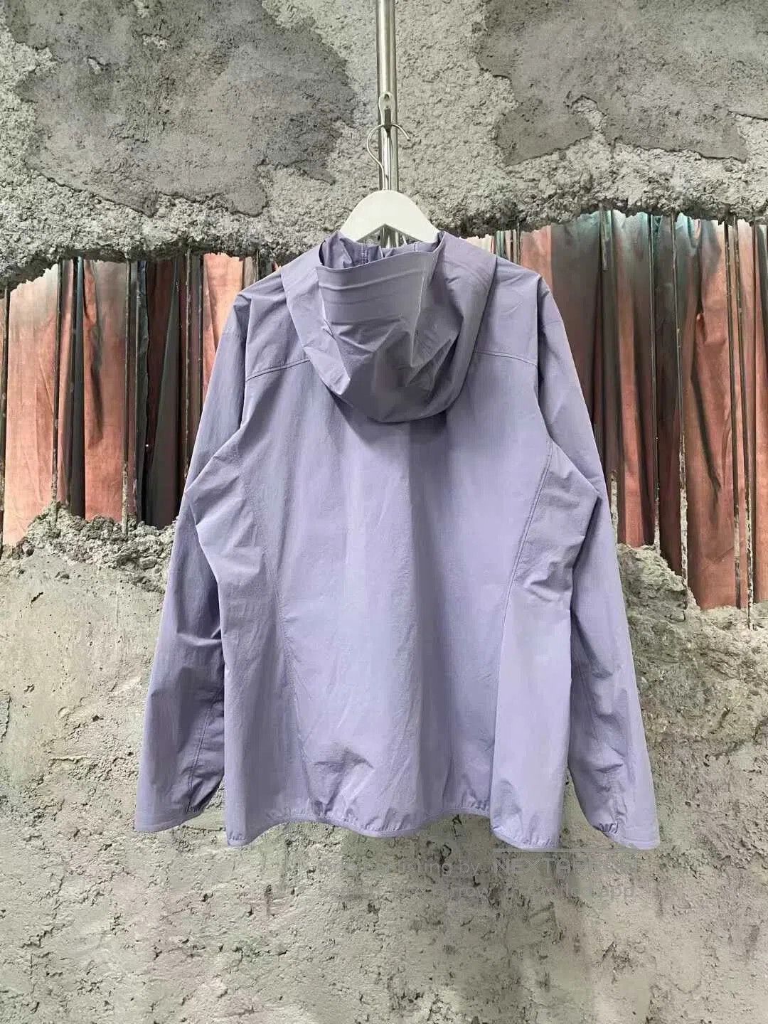 Arc'teryx Arc'teryx Purple Zip-Up Jacket for Men. Size US L / EU 52-54 / 3 - 2 Thumbnail