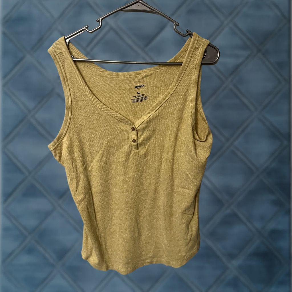 Vintage Sonoma Blouse XL Yellow Henley Sleeveless V Neck Button Accents Women's Size XL / US 12-14 / IT 48-50 - 1 Thumbnail