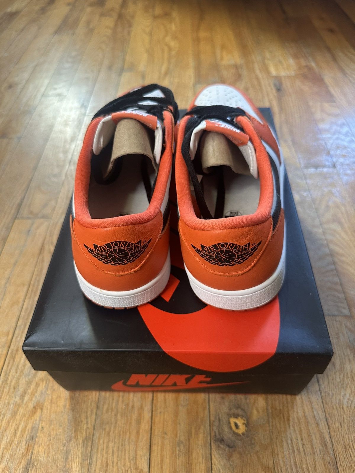 Jordan Brand Air Jordan 1 Retro Low OG 'Starfish' Size US 11.5 / EU 44-45 - 3 Thumbnail