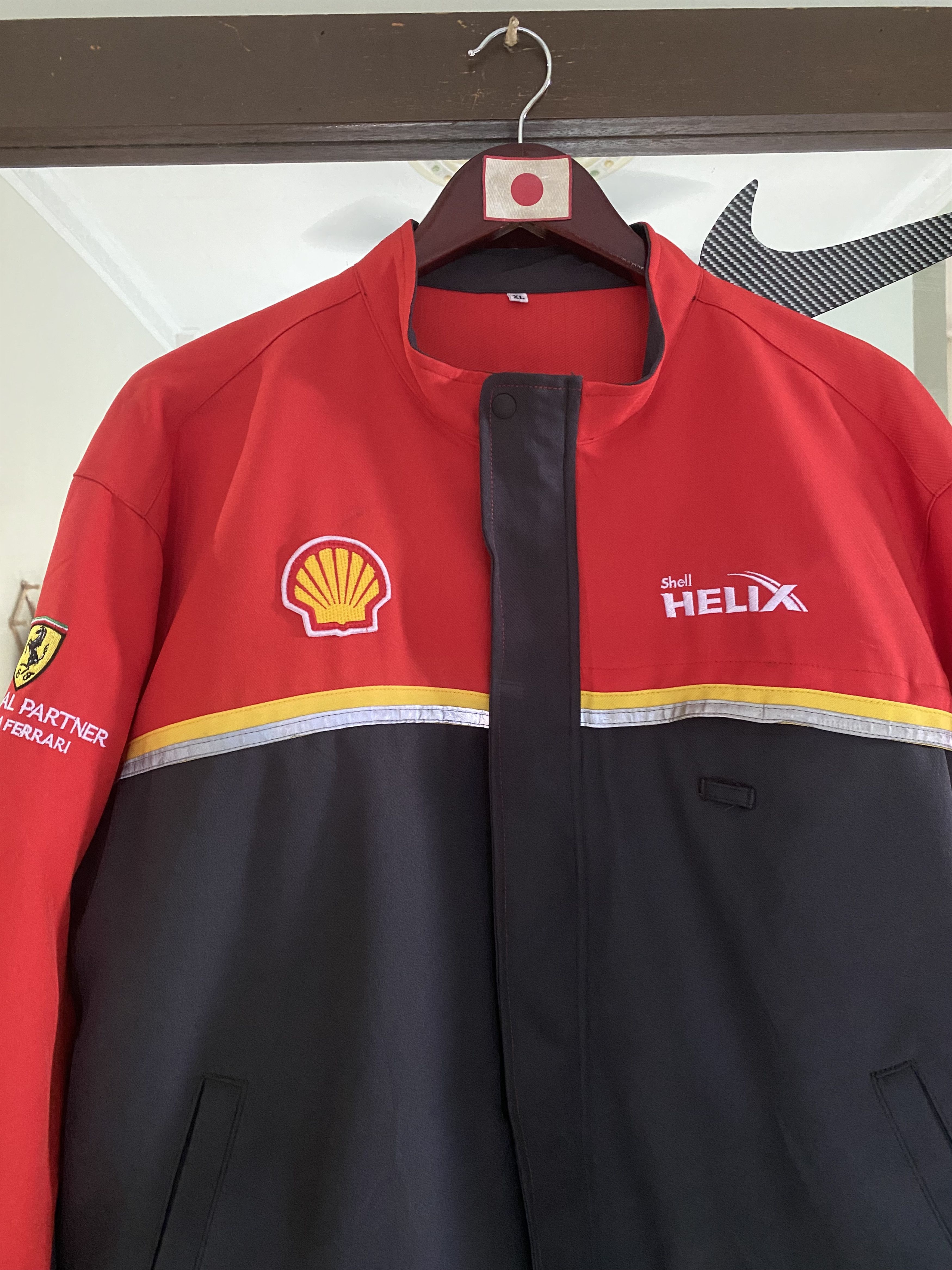 Ferrari Vintage Shell Helix Ferrari Jacket Track Staff XL Size Size US XL / EU 56 / 4 - 2 Thumbnail