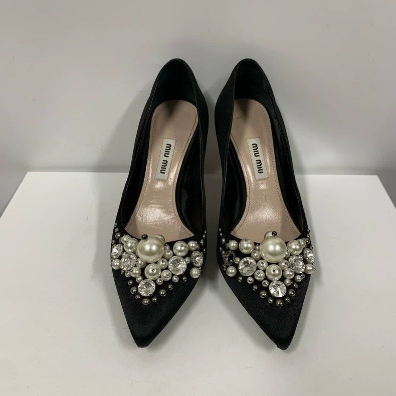 Prada Miu Miu Pearl Embellished Pointy Heels -2505 Size US 4.5 / IT 34.5 - 2 Thumbnail