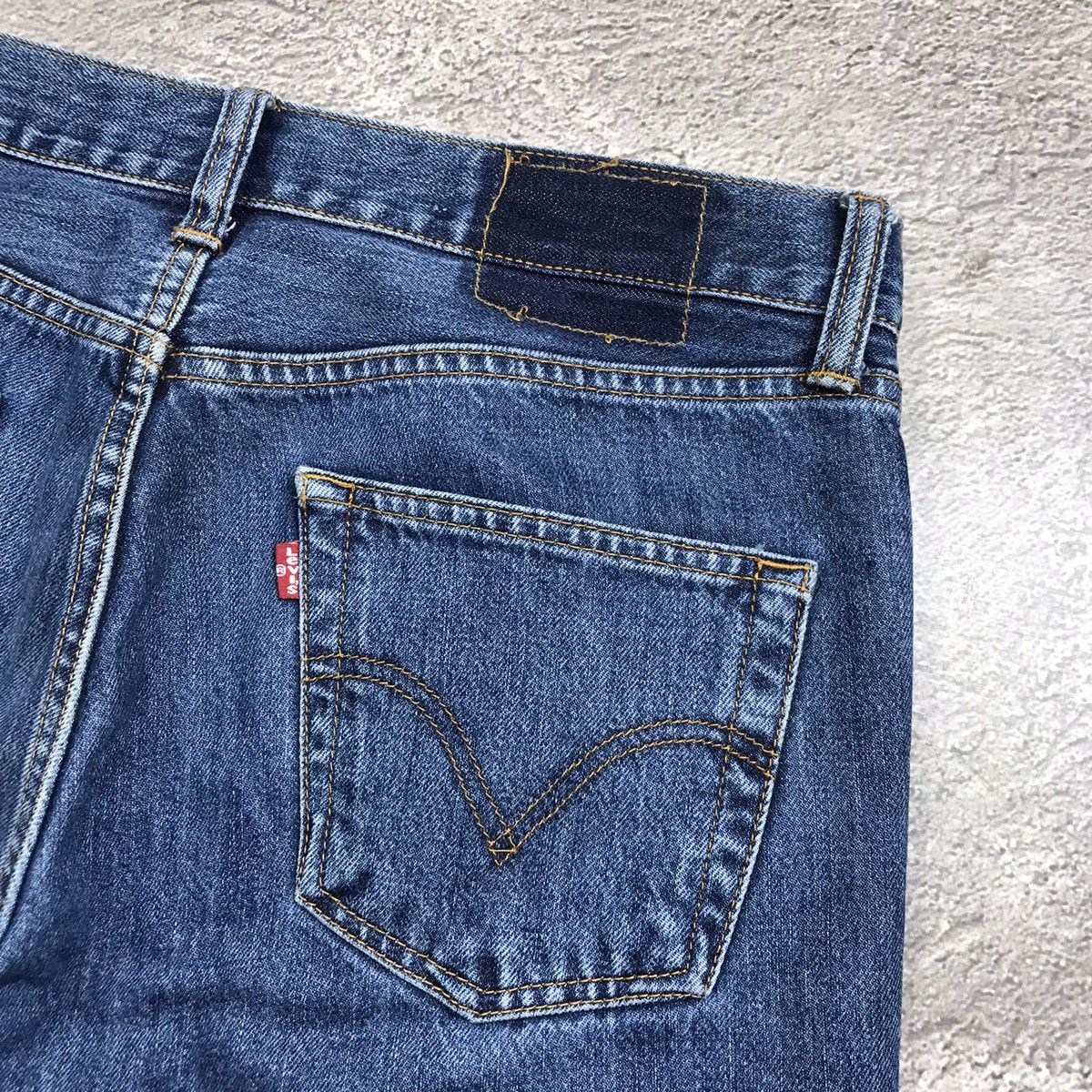 Vintage Vintage 90s Levis Baggy Distressed Thrashed Jeans Grunge 34 Size US 34 / EU 50 - 6 Thumbnail
