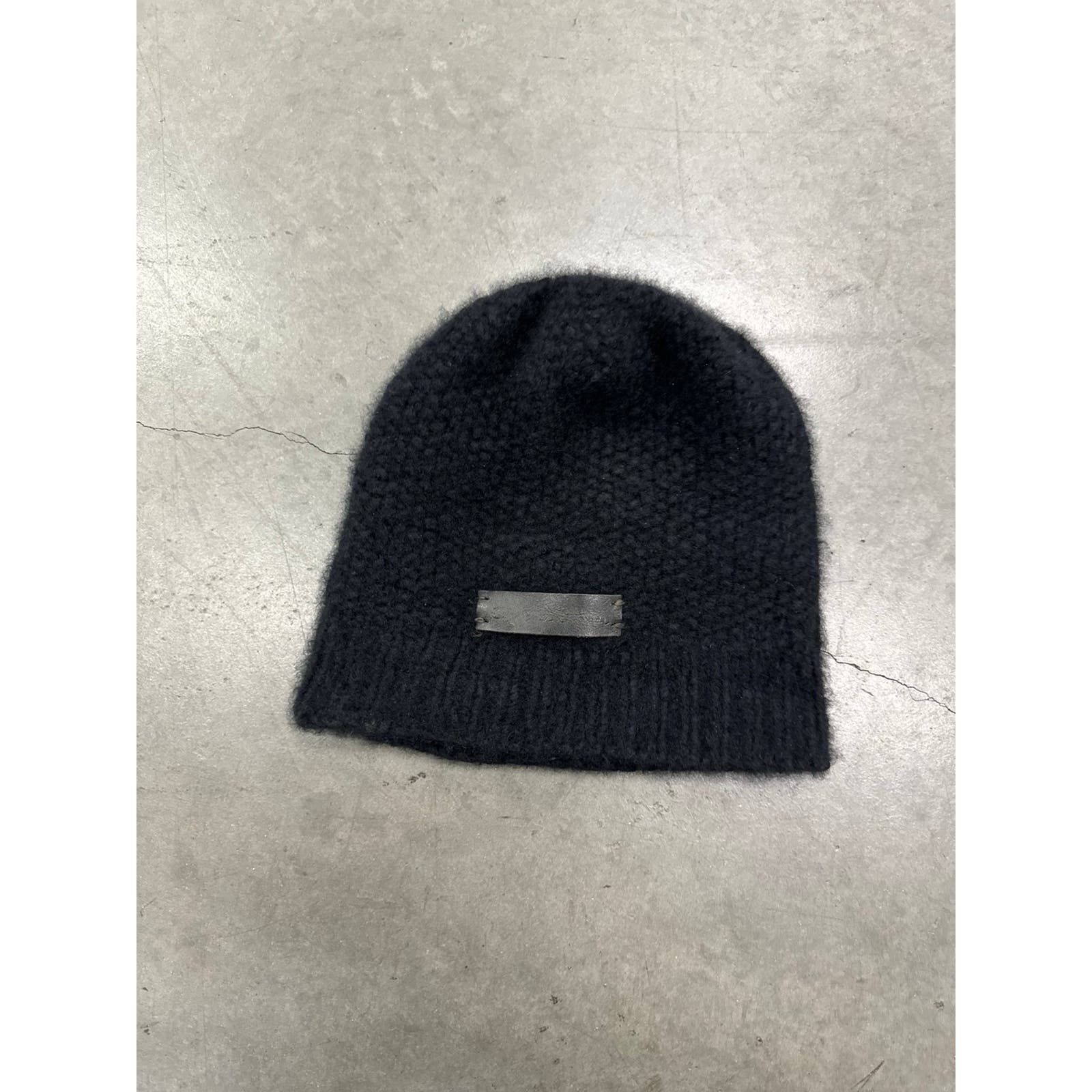 The Elder Statesman The elder statesmen black leather label beanie ...