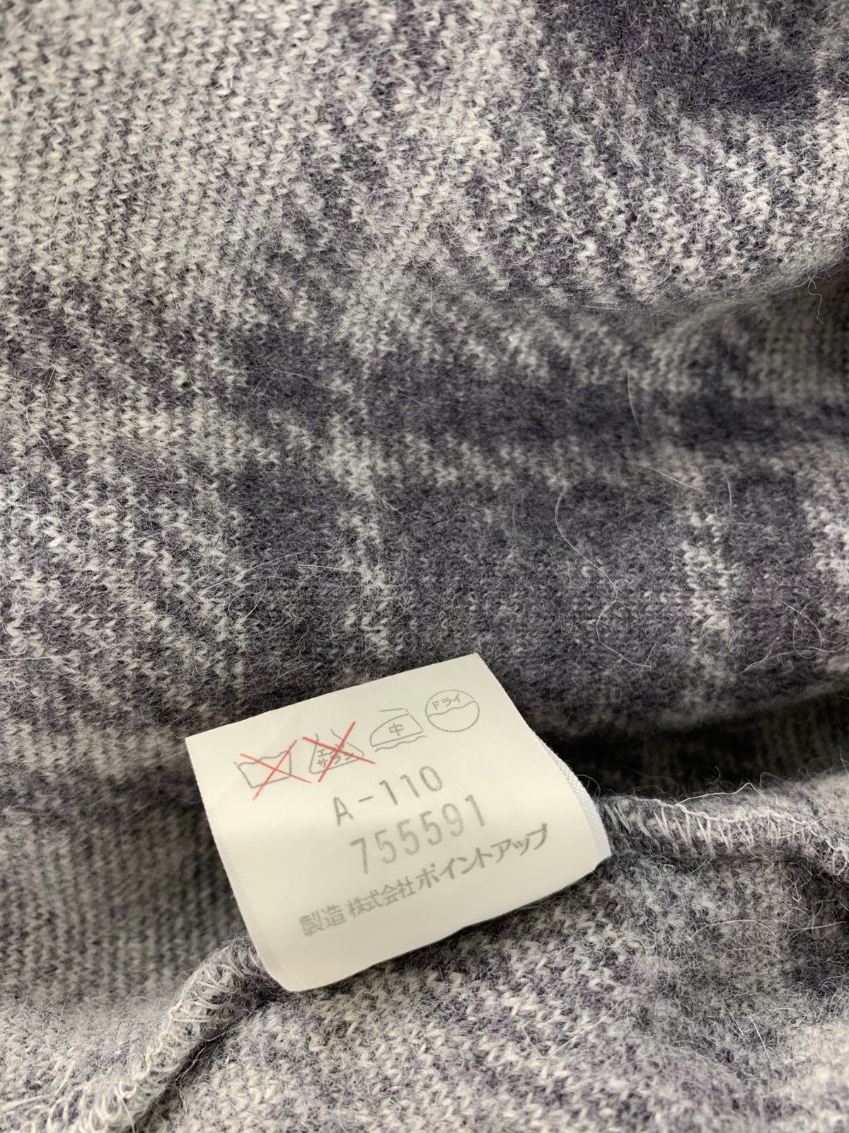 Hai Sporting Gear 90s Hai Sporting Gear Issey Miyake Wool Knitwear Pullover Size US L / EU 52-54 / 3 - 6 Thumbnail
