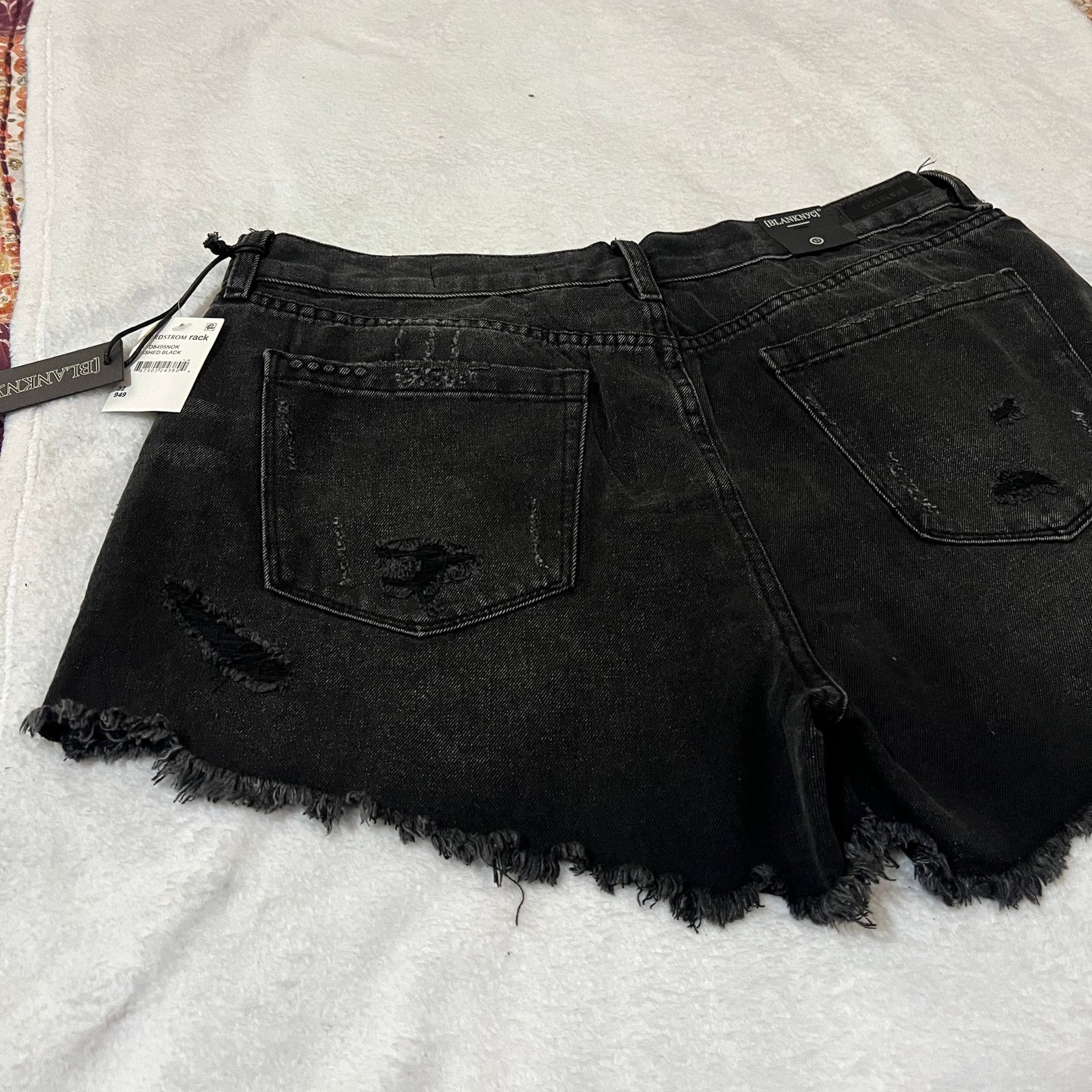 BLANKNYC Washed Black Button Front Distressed Hem High Rise Shorts Size 32" / US 10 / IT 46 - 16 Thumbnail