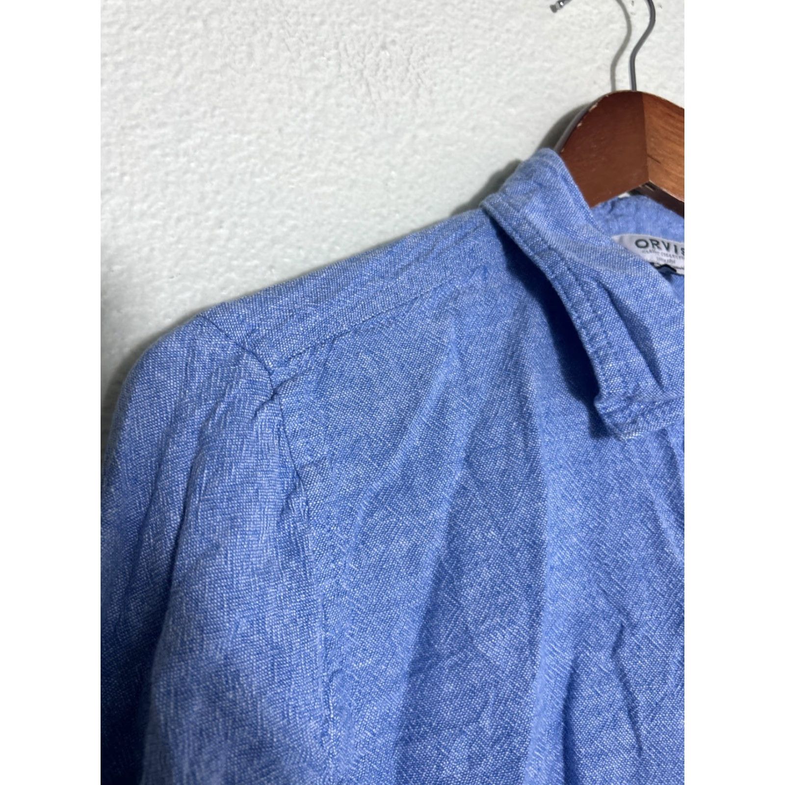 Orvis Orvis Women’s XL Blue Linen Rayon Long Sleeve Button-Up Shirt User: Orvis Women’s XL Blue Linen Rayon Long Sleeve Button-Up Shirt Size XL / US 12-14 / IT 48-50 - 3 Thumbnail