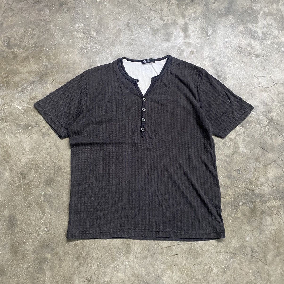 If Six Was Nine 2000s Miltex Vkei Style Double Layer Half Button T-Shirt Size US M / EU 48-50 / 2 - 1 Thumbnail