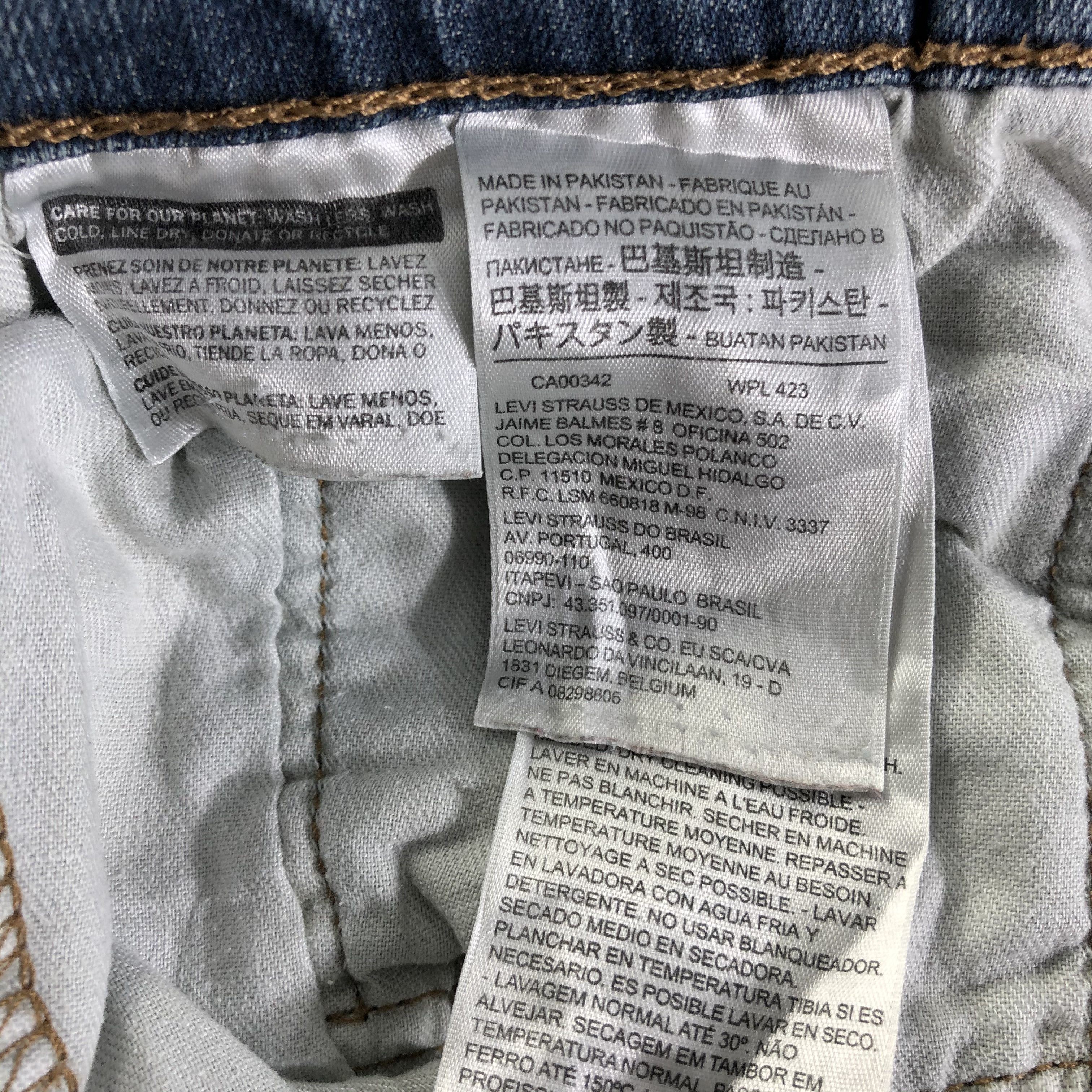 Levi's Vintage Blue Wash Levis 514 Jeans-J4158 Size US 35 - 10 Thumbnail