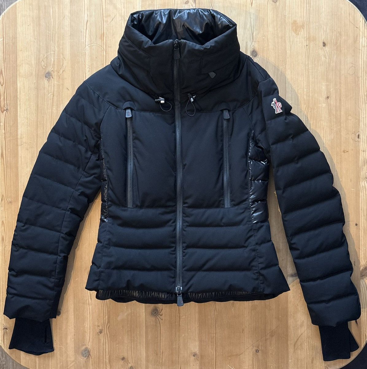 Moncler Moncler Grenoble Isere Jacket Size S / US 4 / IT 40 - 1 Thumbnail