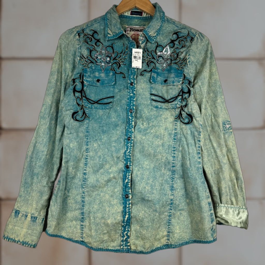 Roar ROAR Womens Medium Overdyed Grunge Rhinestone Embroidered Pearl Snap Shirt Size M / US 6-8 / IT 42-44 - 1 Thumbnail