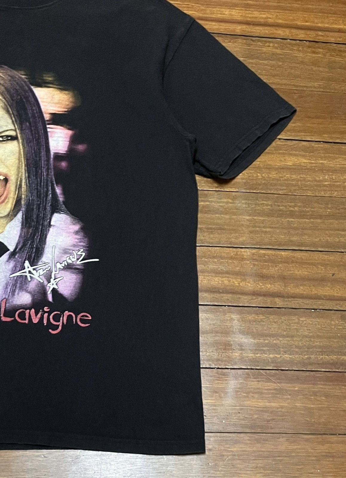 Band Tees Very Rare Vintage RapTees Singer Avril Lavigne T-shirt 2000s Size US M / EU 48-50 / 2 - 6 Thumbnail