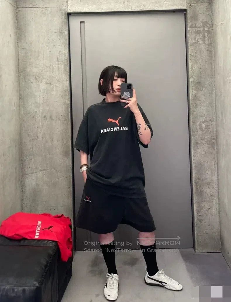 Balenciaga Balenciaga Short Sleeve Size US S / EU 44-46 / 1 - 7 Thumbnail