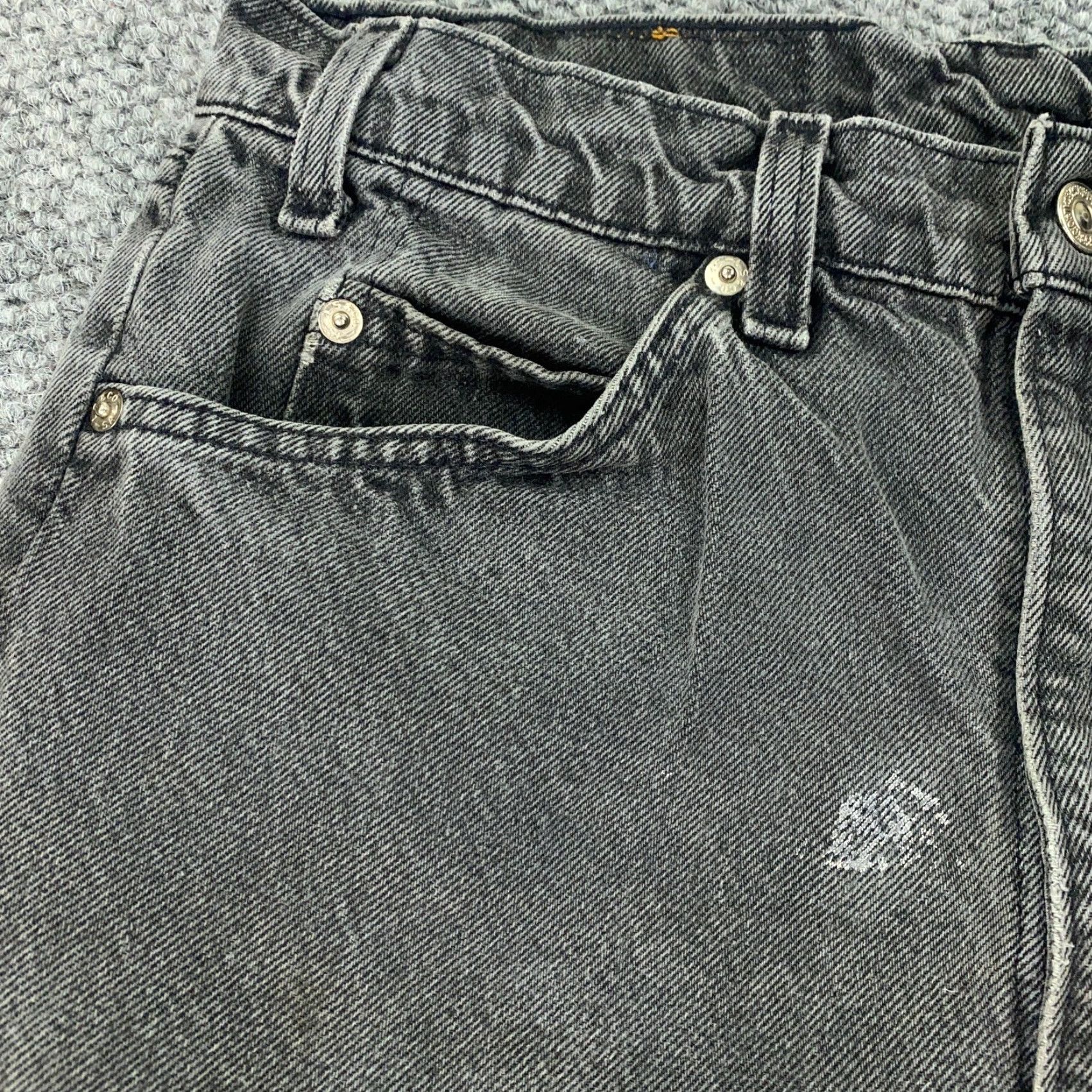 VINTAGE Levi's 505 Jeans - Levi's Jeans - Jeans - Men - 33x31 - Gray - Denim - 80s Grunge USA Distressed Regular Straight Vintage