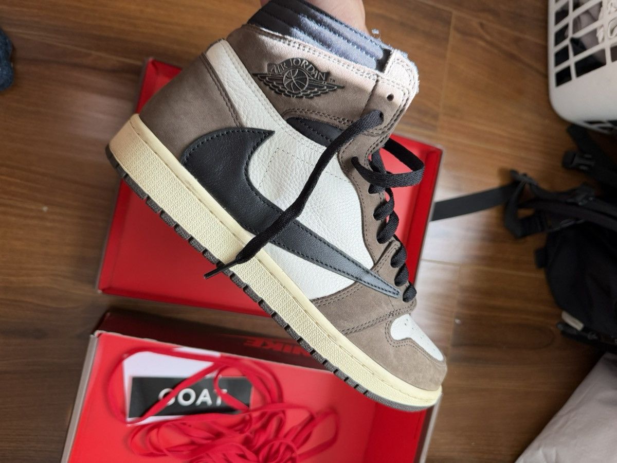 Jordan Brand × Travis Scott Jordan 1 travis scott hi Size US 10 / EU 43 - 1 Thumbnail