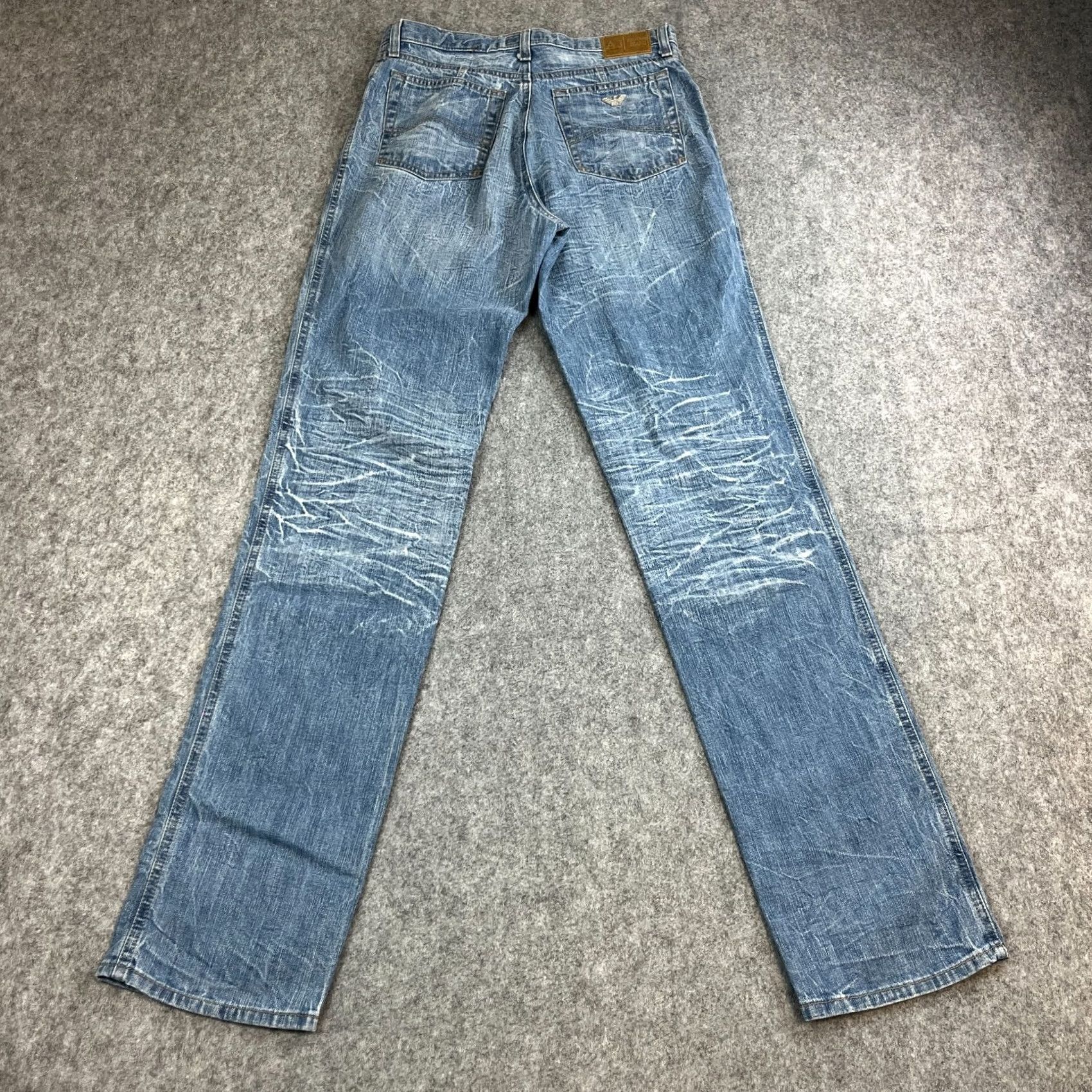 Vintage Armani Jeans Jeans Straight 29 34 UK 10 High Rise Light Blue Whiskers Honeycomb Womens Regular Denim Blue 5-Pocket Size 32" / US 10 / IT 46 - 2 Thumbnail