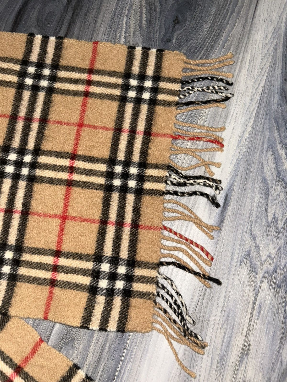 Burberry Vintage Burberry Nova Check Lambswool Scarf Size ONE SIZE - 6 Thumbnail