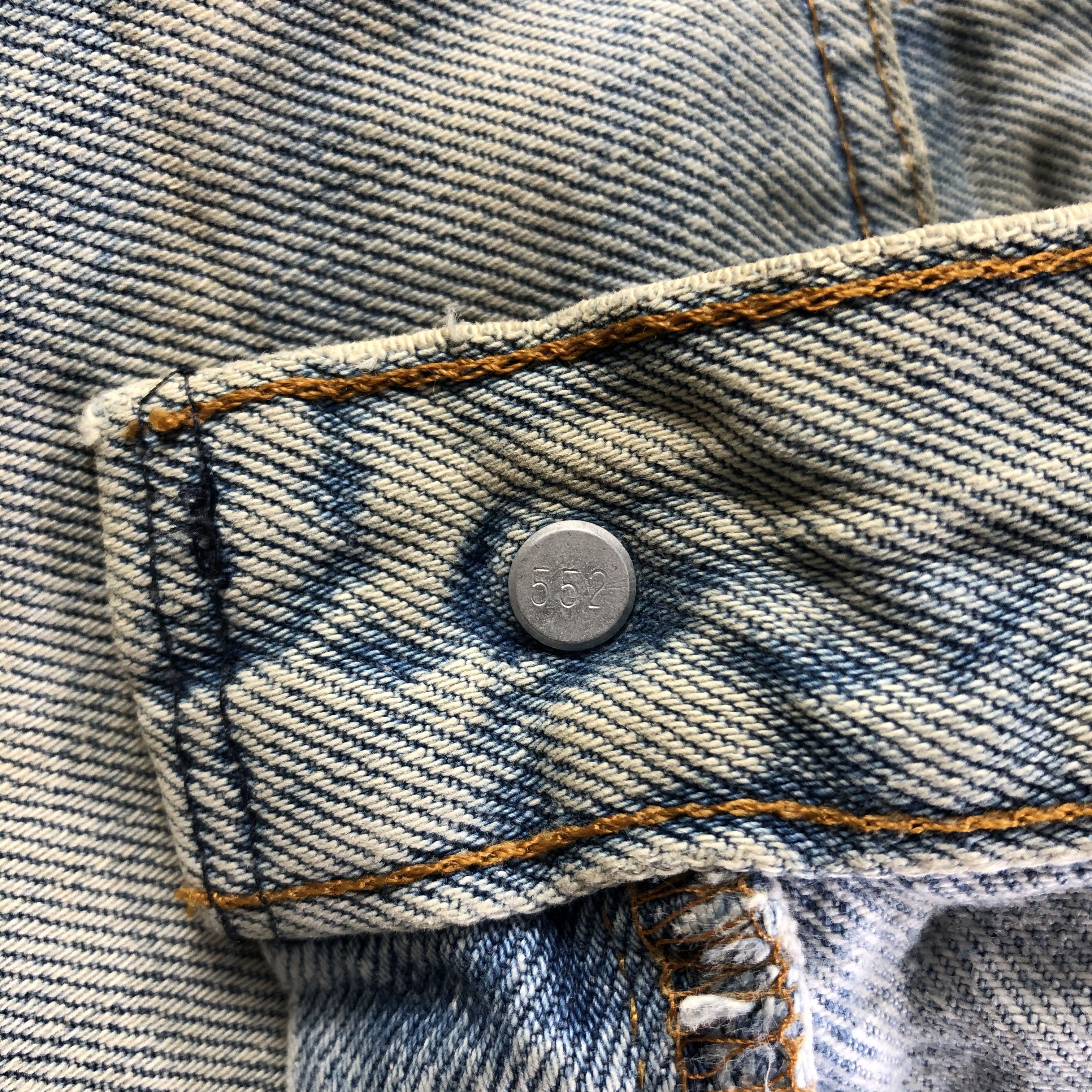 Levi's × Vintage Vintage 90s Light Wash Levis 501 Jeans-J3953 Size US 30 / EU 46 - 9 Thumbnail
