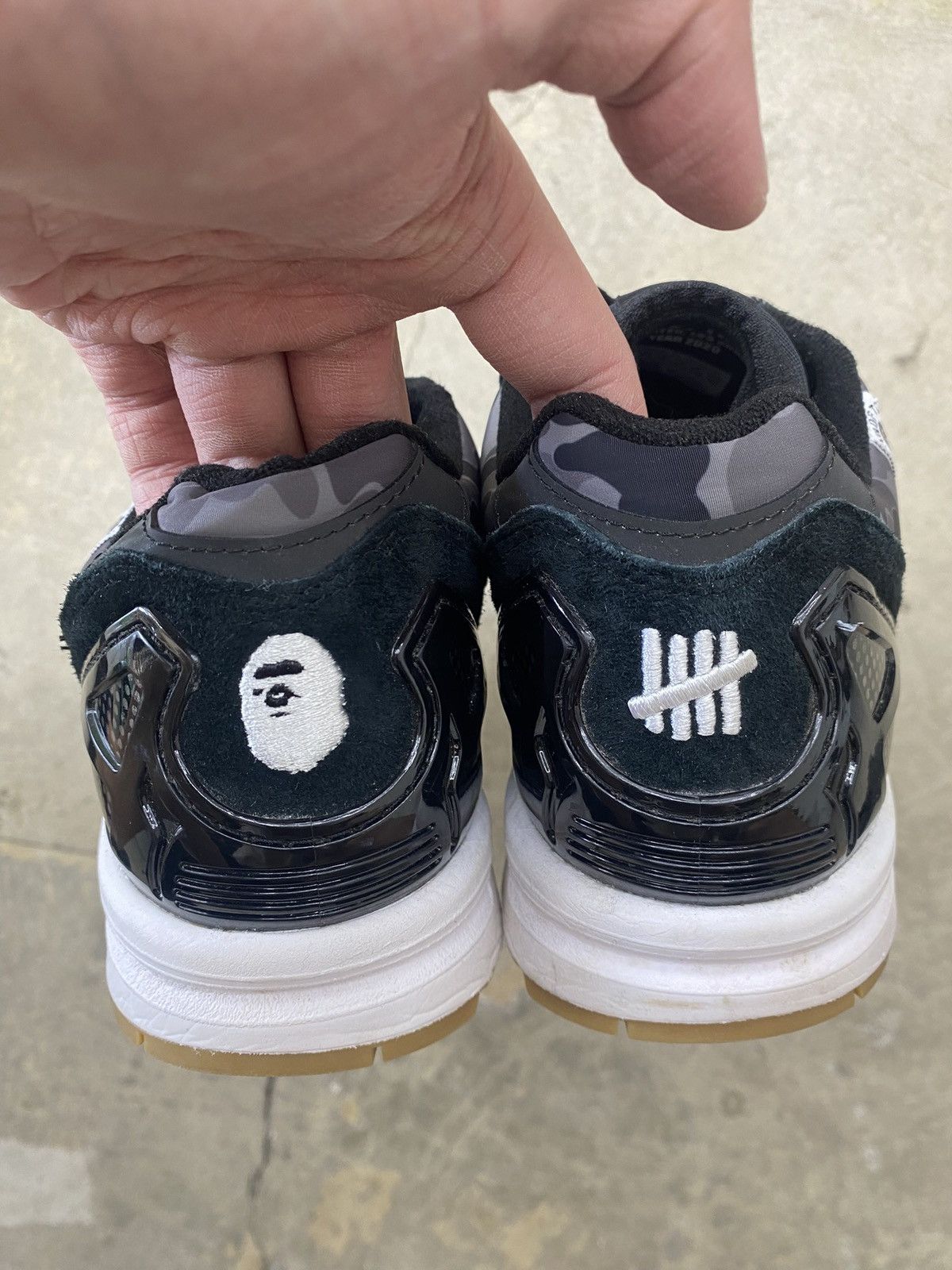 Adidas × Bape × Undefeated Undefeated Bape ZX 8000 Black Size US 8.5 / EU 41-42 - 2 Thumbnail