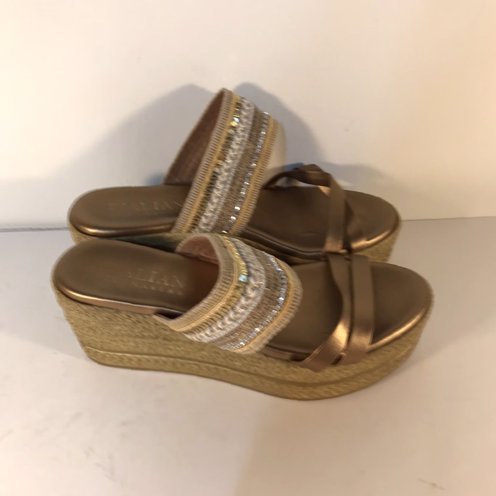 Vintage Italian Shoemakers Women's Wedge Slides Size 8M Gold Beaded Sequin Casual Sandals Italy Size US 8 / IT 38 - 3 Thumbnail