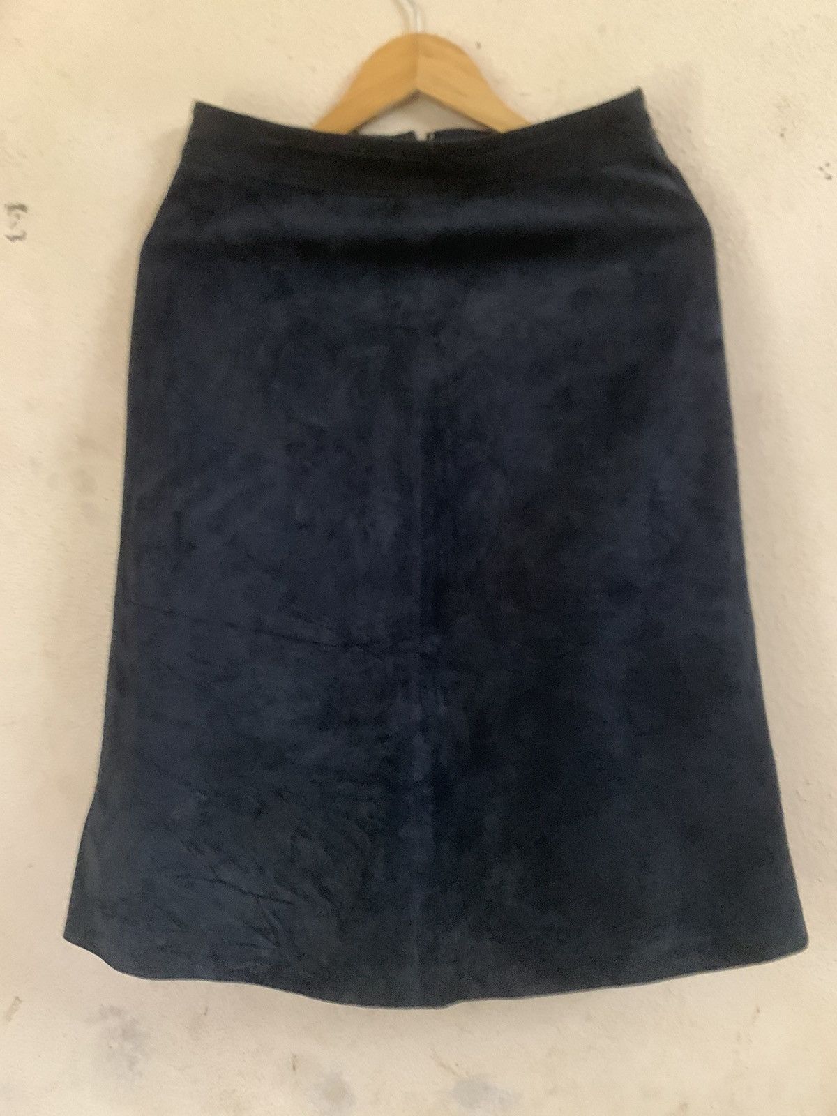 Celine Vintage celine double lining suede skirt Size 30" / US 8 / IT 44 - 1 Thumbnail