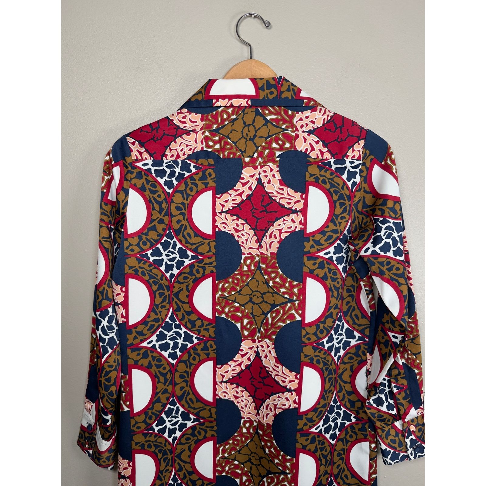 Lanvin Vintage 1960’s Lanvin Geometric Batik Silk Shirtdress size 6 Size M / US 6-8 / IT 42-44 - 12 Thumbnail