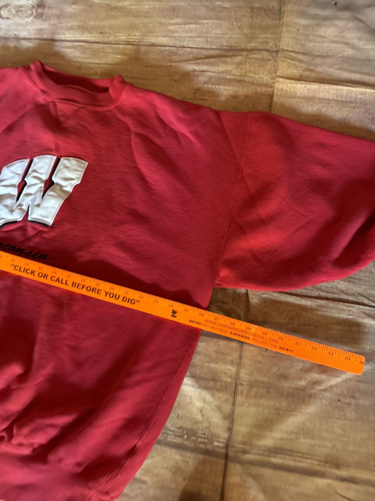 Vintage Vintage Wisconsin Badgers Sweatshirt Size US XXL / EU 58 / 5 - 5 Thumbnail