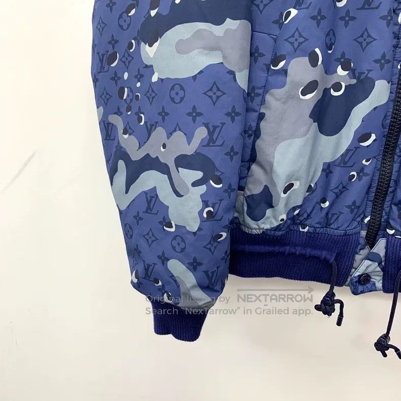 Louis Vuitton Louis Vuitton Dark blue camouflage logo full print lapel z Size US M / EU 48-50 / 2 - 9 Thumbnail