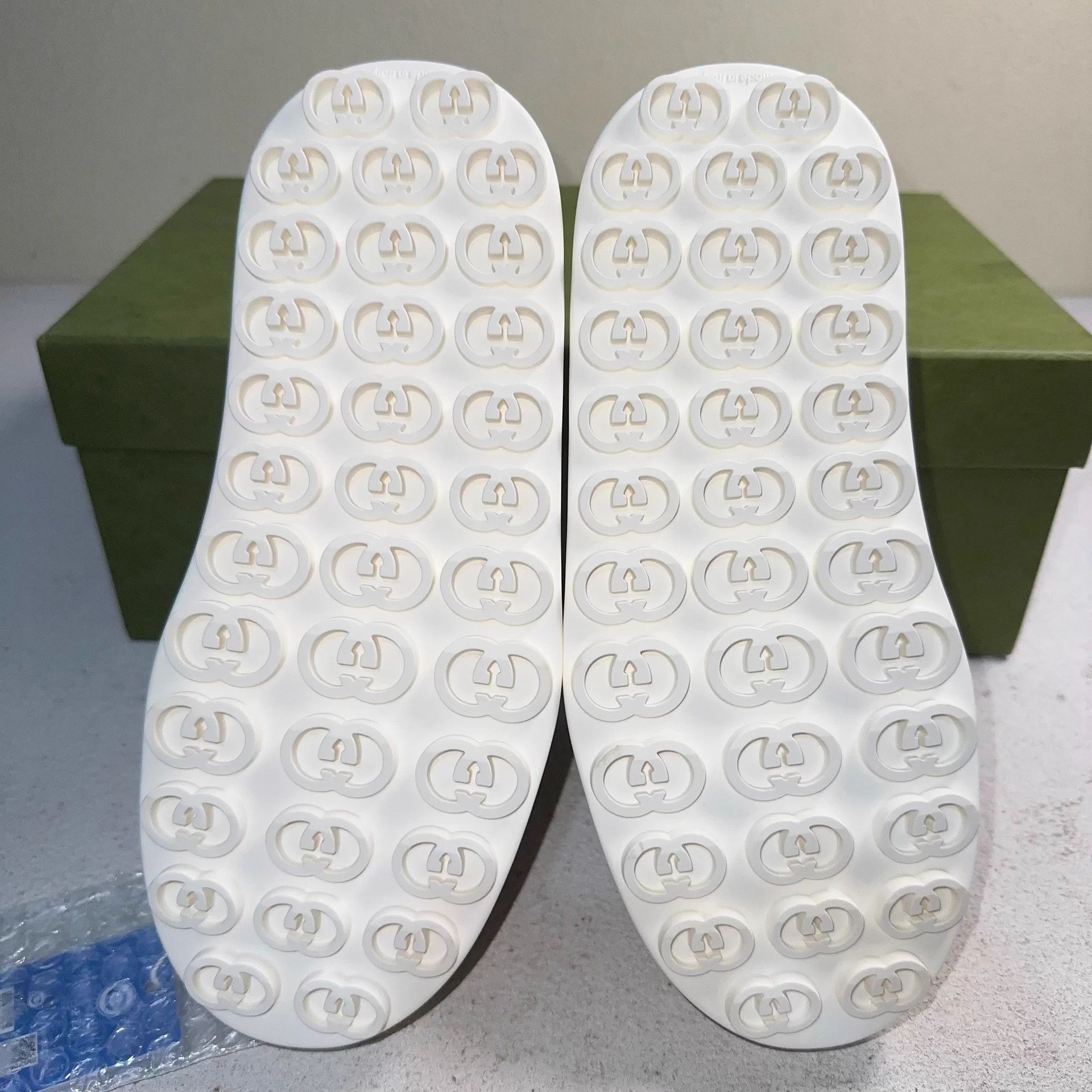 Gucci GUCCI Tennis 1977 Cream Women's Sneakers Size US 6 / IT 36 - 4 Thumbnail