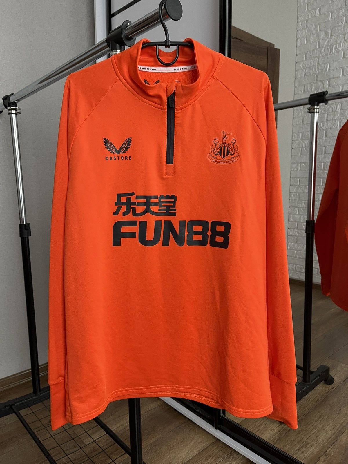 Castore Castore Newcastle 1/4 Zip Training Top Sweatshirt Size US L / EU 52-54 / 3 - 1 Thumbnail