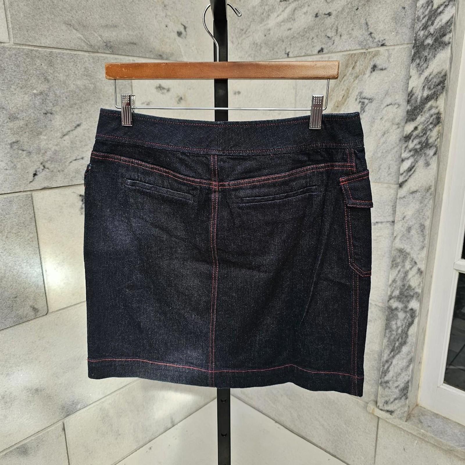 Lauren Ralph Lauren Ralph Lauren Women's Red and Navy Denim Skirt Size 30" / US 8 / IT 44 - 4 Thumbnail