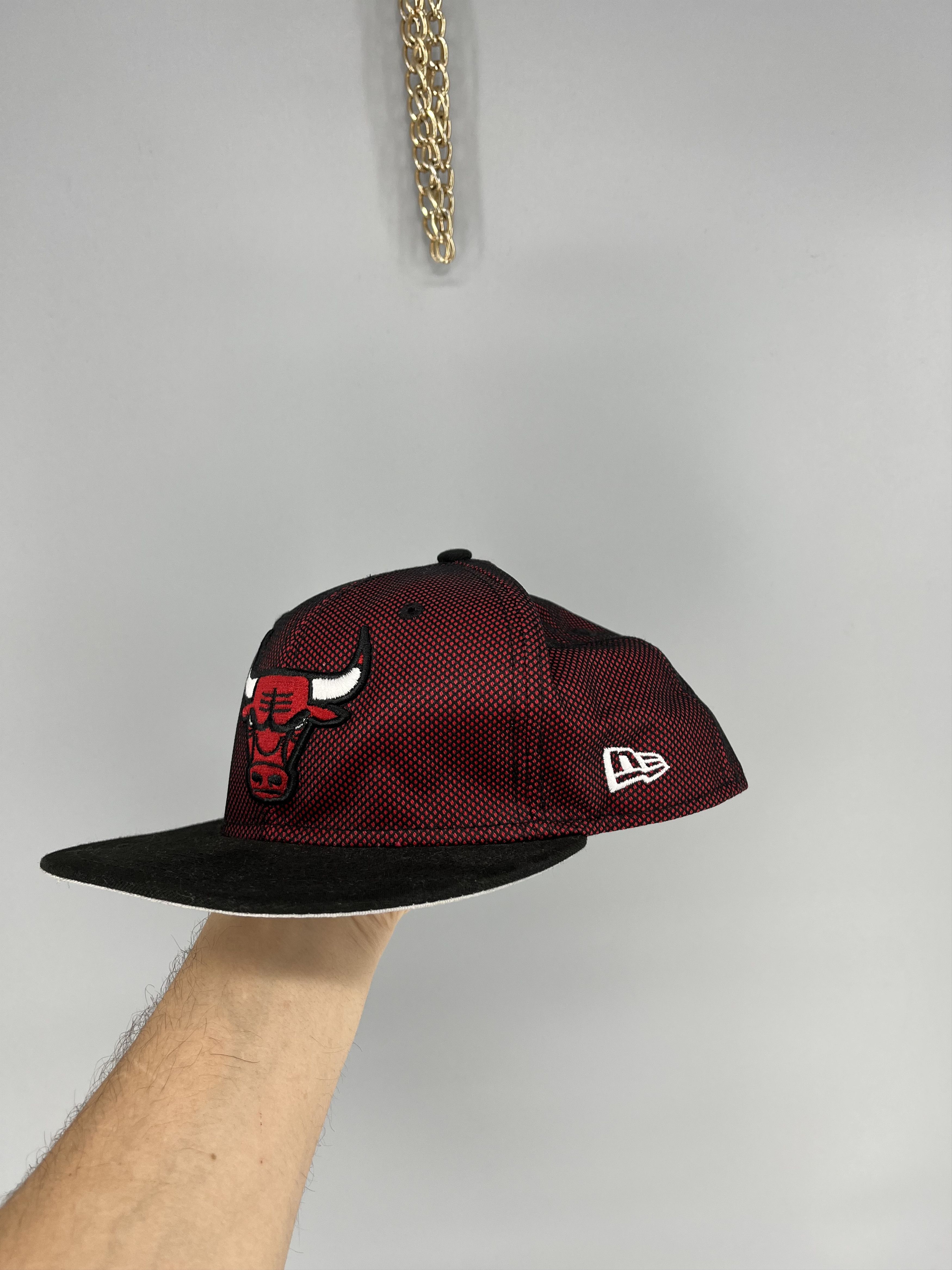 NBA Vintage New Era Chicago Bulls NBA Black Fitted Hat Size ONE SIZE - 2 Thumbnail