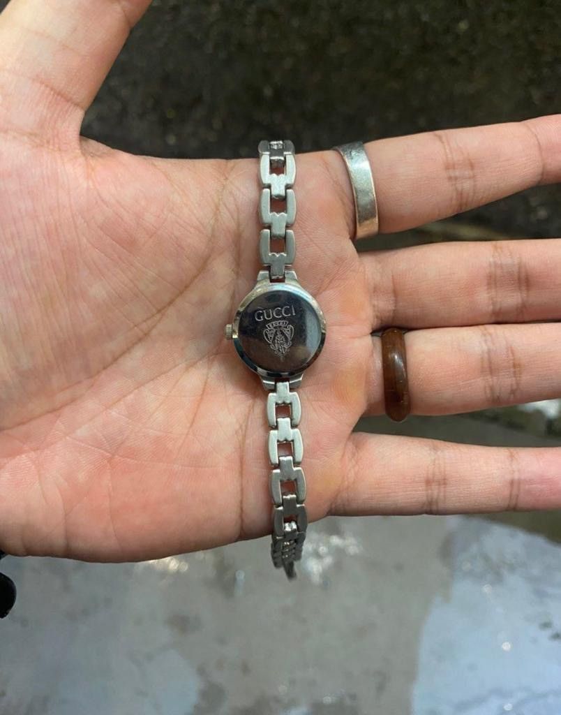 Gucci Gucci bangle watch Size ONE SIZE - 3 Thumbnail