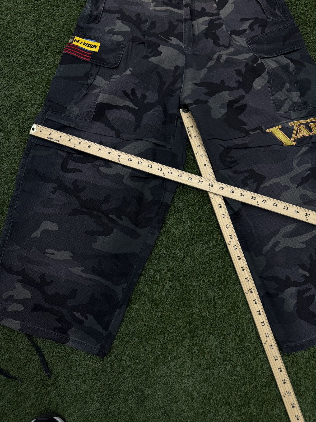 Vale Vale VA-1 Black Camo Cargo Sweatpants Size (30) NEW Size US 30 / EU 46 - 12 Thumbnail
