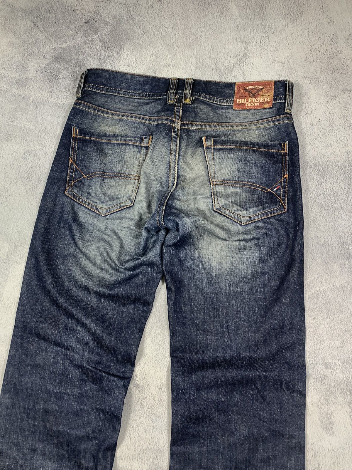 Tommy Hilfiger × Vintage Vintage Y2K Tommy Hilfiger denim jeans size 30x34 Size US 30 / EU 46 - 2 Thumbnail