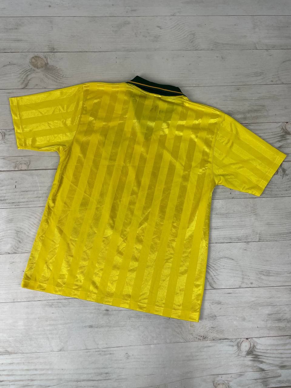 Vintage Vintage Retro Brazil 1994 1996 Home Shirt Soccer Jersey Size US L / EU 52-54 / 3 - 15 Thumbnail